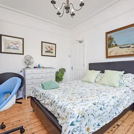 Groves 4 Bedroom, Shepherds Bush London Exterior photo